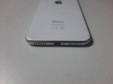 01-200101107: Apple iphone x 64gb