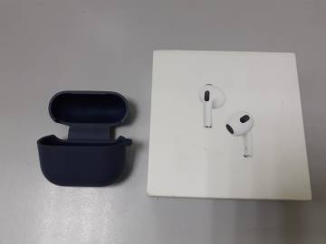 01-200172321: Apple airpods 3rd generation