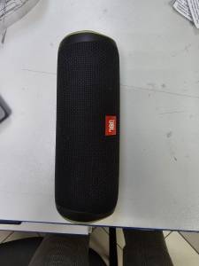 01-200224322: Jbl flip 5