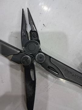 01-200240689: Leatherman wave plus