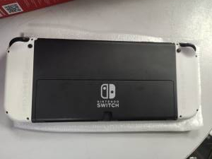 01-200209397: Nintendo switch oled