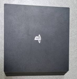 01-200273405: Sony playstation 4 pro 1tb