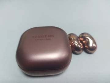 01-200158555: Samsung galaxy buds live