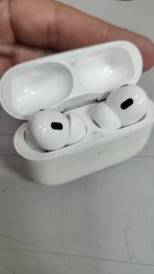 01-200157863: Apple airpods pro 2nd generation
