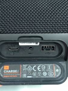 01-200208993: Jbl charge 4