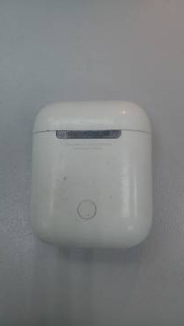 01-200271885: Apple airpods 2nd generation with charging case