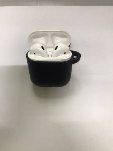 01-200158545: Apple airpods 2nd generation with charging case