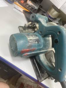 01-200238511: Makita 5604r