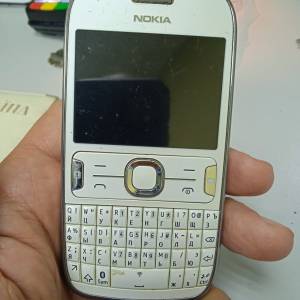 01-200299876: Nokia 302 asha