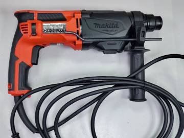 01-200256827: Makita m8701