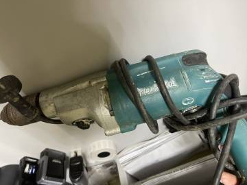 01-200244281: Makita dp4011