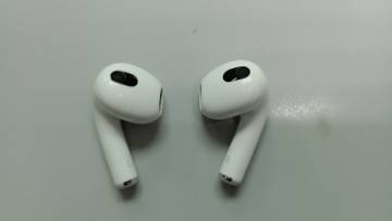 01-200263998: Apple airpods 3rd generation