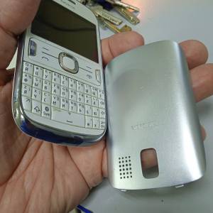 01-200299876: Nokia 302 asha