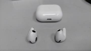 01-200128595: Apple airpods 3rd generation
