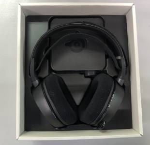 01-200275351: Steelseries arctis pro