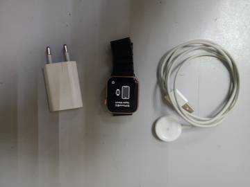 01-200049614: Apple watch se 40mm aluminum case