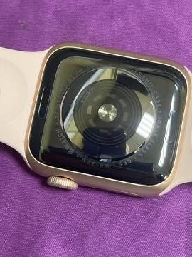 01-200058625: Apple watch series 5 40mm aluminum case