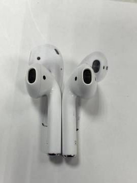 01-200098022: Apple airpods 2nd generation with charging case