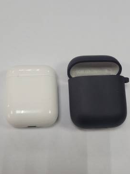 01-200167656: Apple airpods 2nd generation with charging case