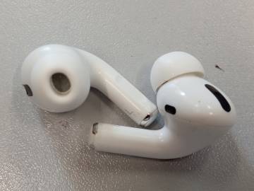 01-200241818: Apple airpods pro