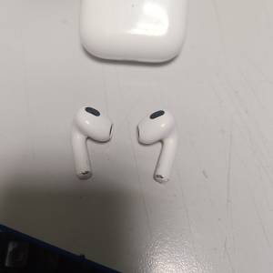 01-200243378: Apple airpods 3rd generation