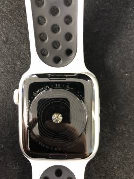 01-200014356: Apple watch se 44mm aluminum case