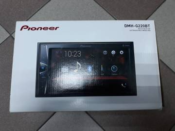 01-200105003: Pioneer dmh-g220bt