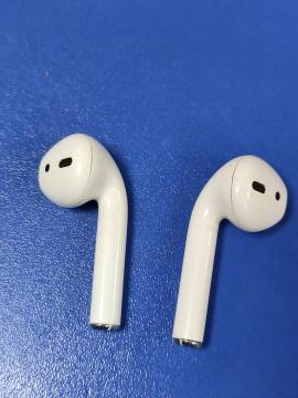 01-200235869: Apple airpods 2nd generation with charging case