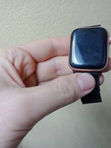 01-200049614: Apple watch se 40mm aluminum case