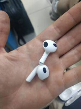 01-200139374: Apple airpods 3rd generation