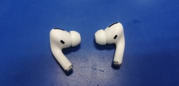 01-200217411: Apple airpods pro