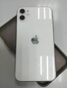 01-200242120: Apple iphone 11 64gb