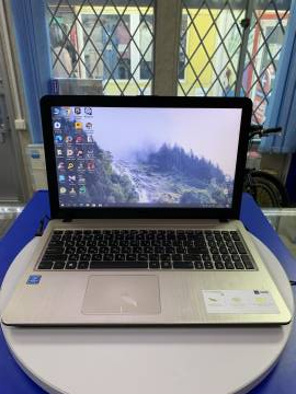 01-200088946: Asus pentium n5000 1,1ghz/ ram4gb/ hdd500gb/video uhd605/1366x768