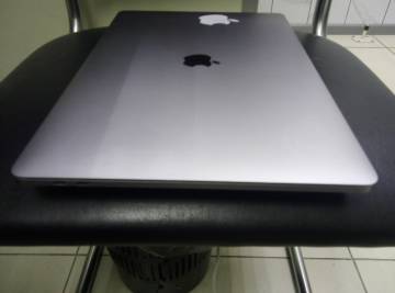 01-200309544: Apple macbook pro / a1990 /екр 15.4&#34;/ core i7 2,2ghz/ ram16gb / ssd512gb / graphics 630/ retina/ touch bar