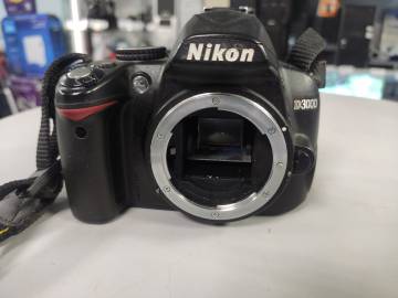 01-19213196: Nikon d3000 без объектива