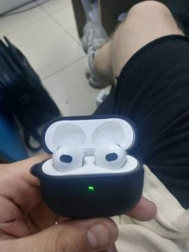 01-200139374: Apple airpods 3rd generation