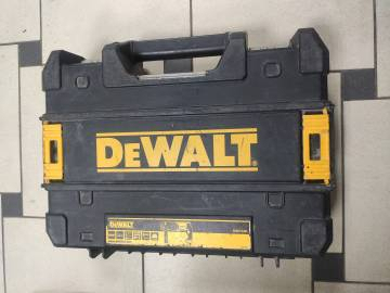 01-200208417: Dewalt d25133qs