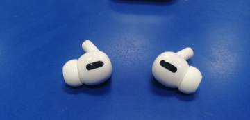 01-200217411: Apple airpods pro