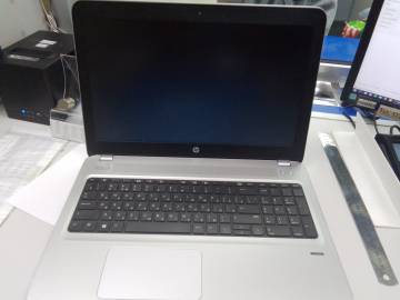 01-200233251: Hp єкр. 15,6/ core i3 7100u 2,4ghz/ ram4gb/ hdd500gb/ gf 930mx/ dvdrw