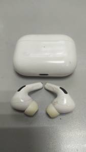 01-200240859: Apple airpods pro