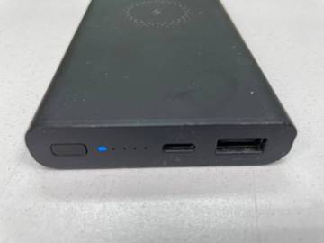 01-200103773: Xiaomi mi 10w wireless power bank 10000mah