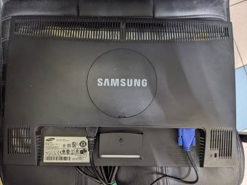 01-200134627: Samsung 2043nw