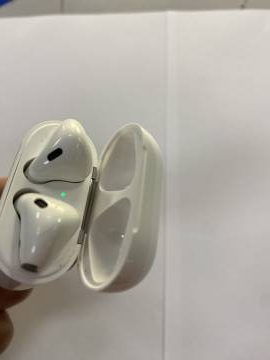 01-200052383: Apple airpods 2nd generation