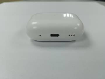 01-200190726: Apple airpods pro 2nd generation