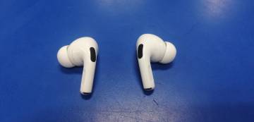 01-200217411: Apple airpods pro