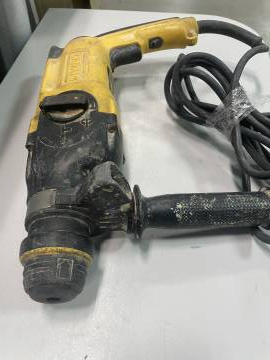 01-200270179: Dewalt d25113-gb