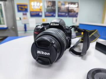01-200158472: Nikon d3100 nikon nikkor af-s 18-55mm f/3.5-5.6g vr dx