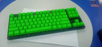 01-200211311: Razer huntsman v2 tenkeyless