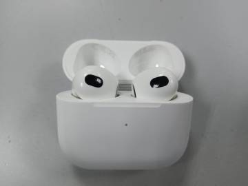 01-200256921: Apple airpods 3rd generation