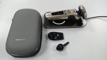 01-200195976: Philips shaver series 9000 prestige sp9883/36